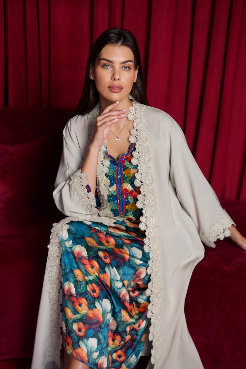 mkawrah abaya | flowers